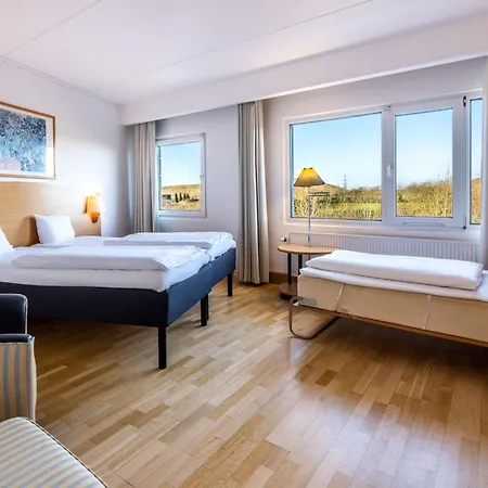 Hotel Scandic Vest 4*