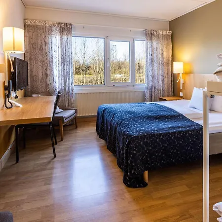 Scandic Vest Hotel 4*